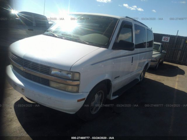 1GNDM19X22B115354 - 2002 CHEVROLET ASTRO  White photo 2