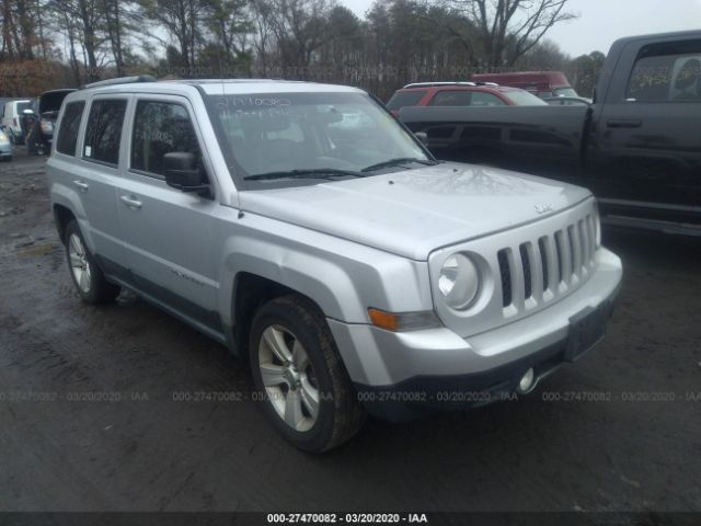 1J4NF4GBXBD207570 - 2011 JEEP PATRIOT LATITUDE Silver photo 1