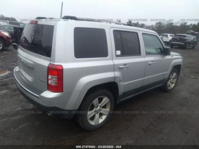 1J4NF4GBXBD207570 - 2011 JEEP PATRIOT LATITUDE Silver photo 4