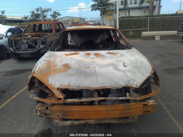 JTDBE32K220089843 - 2002 TOYOTA CAMRY LE/XLE/SE White photo 6