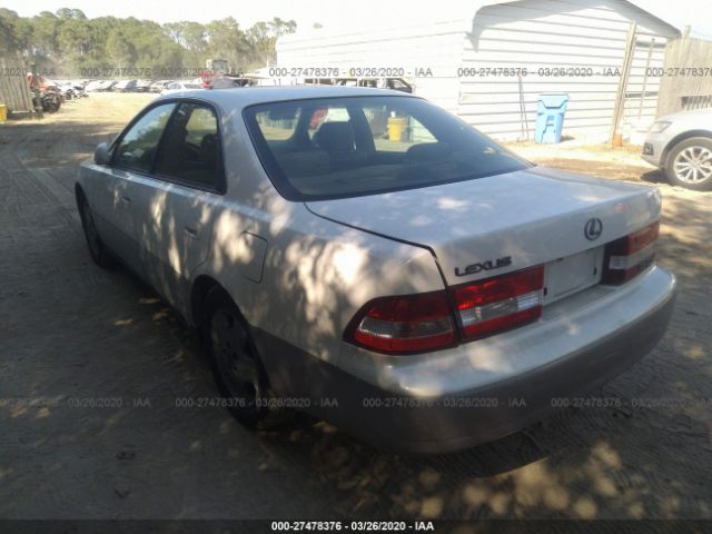 JT8BF28G910321278 - 2001 LEXUS ES 300 White photo 3