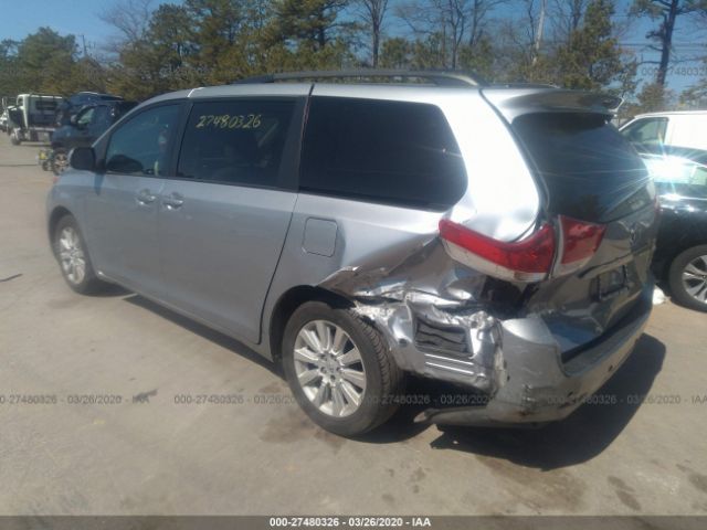 5TDJK3DC0DS051134 - 2013 TOYOTA SIENNA LE Silver photo 3