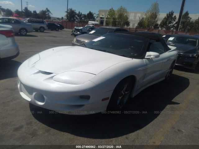 2G2FV32G312143889 - 2001 PONTIAC FIREBIRD TRANS AM White photo 2