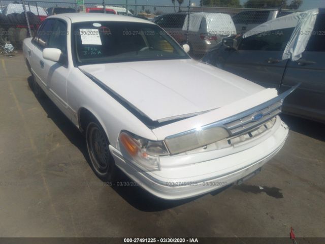 2FALP73WXSX188652 - 1995 FORD CROWN VICTORIA  White photo 1