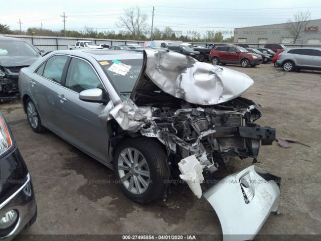 4T1BF1FK0EU448868 - 2014 TOYOTA CAMRY L/SE/LE/XLE 银色 照片 1