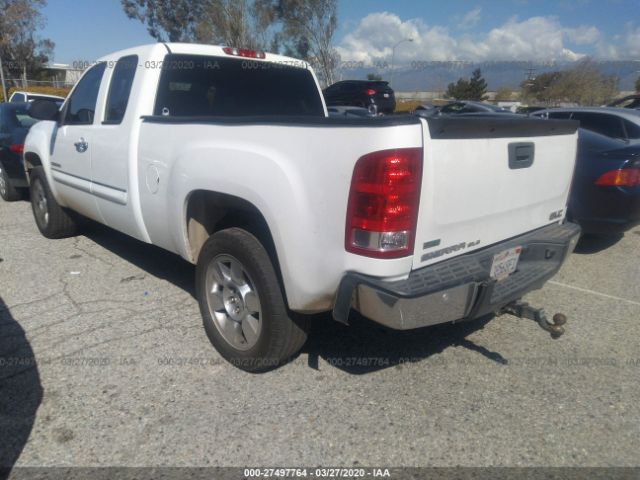 1GTR1VE0XBZ464843 - 2011 GMC SIERRA C1500 SLE White photo 3