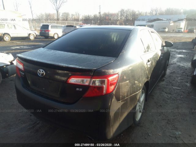 4T1BF1FK1CU097563 - 2012 TOYOTA CAMRY SE/LE/XLE Black photo 4