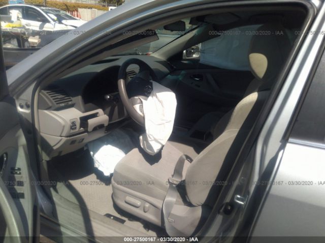 4T4BF3EK3BR119449 - 2011 TOYOTA CAMRY SE/LE/XLE 银色 照片 5