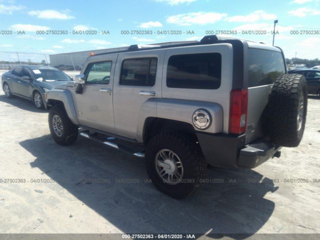 5GTDN136868292184 - 2006 HUMMER H3  Silver photo 3