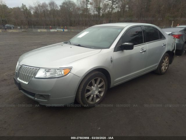 3LNHL2GC2AR646501 - 2010 LINCOLN MKZ  Silver photo 2