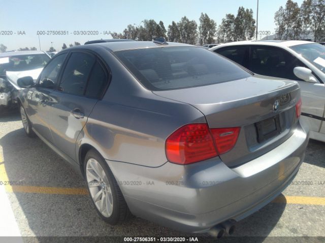 WBAPH5G52BNM82866 - 2011 BMW 328 I SULEV Gray photo 3