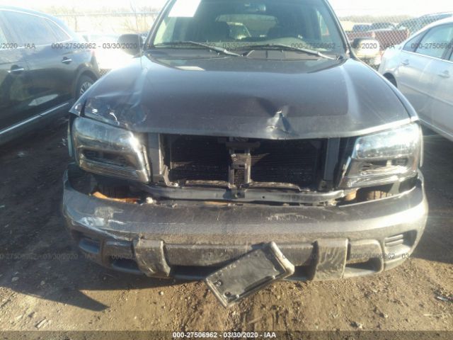 1GNDT13S742281159 - 2004 CHEVROLET TRAILBLAZER LS/LT Black photo 6