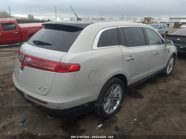 2LMHJ5AT6KBL03758 - 2019 LINCOLN MKT  Beige photo 4