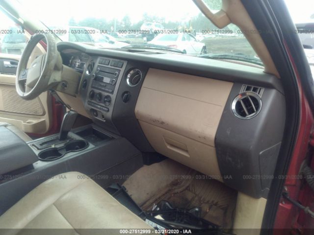 1FMFU16518LA13479 - 2008 FORD EXPEDITION XLT Red photo 5