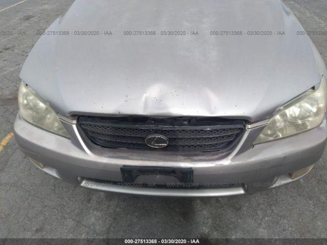 JTHBD192030079101 - 2003 LEXUS IS 300 Gray photo 6