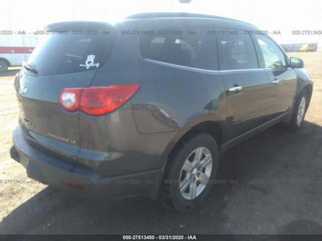 1GNEV23D19S169311 - 2009 CHEVROLET TRAVERSE LT Gray photo 4