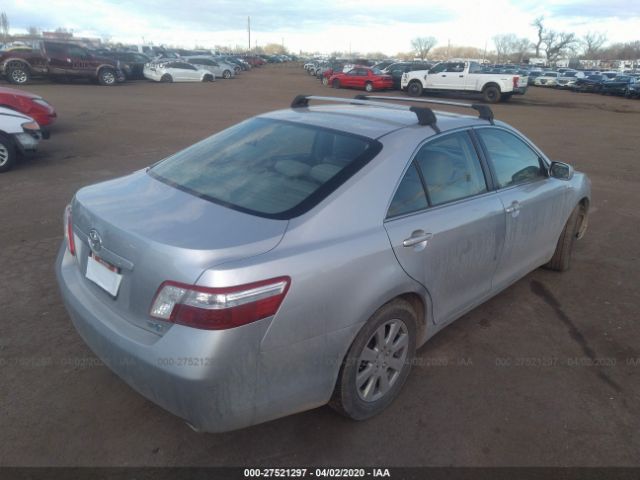 JTNBB46K983047844 - 2008 TOYOTA CAMRY HYBRID Silver photo 4