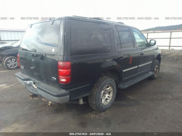 1FMRU1662YLA45492 - 2000 FORD EXPEDITION XLT Black photo 4