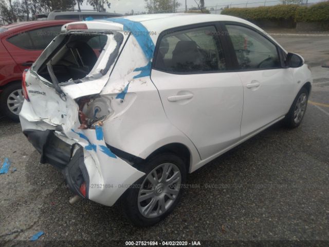 JM1DE1KZ0C0144754 - 2012 MAZDA MAZDA2  White photo 4