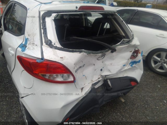 JM1DE1KZ0C0144754 - 2012 MAZDA MAZDA2  White photo 6