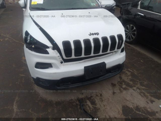 1C4PJMCB9GW148171 - 2016 JEEP CHEROKEE LATITUDE White photo 6