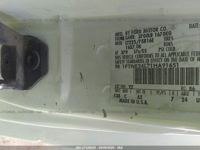 1FTNE24L71HA91651 - 2001 FORD ECONOLINE E250 VAN White photo 9