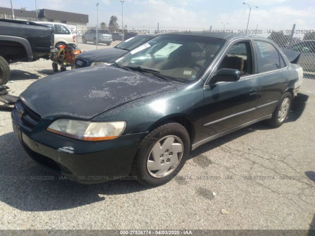 1HGCG1644WA039946 - 1998 HONDA ACCORD LX Green photo 2