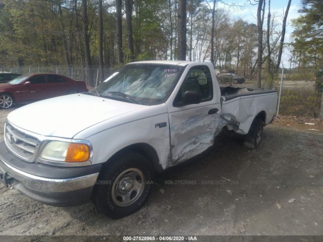 2FTRF17264CA04670 - 2004 FORD F-150 HERITAGE CLASSIC White photo 2