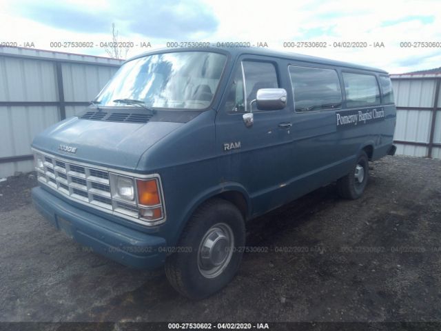 2B5WB31W2JK133926 - 1988 DODGE RAM WAGON B350 BUS Blue photo 2