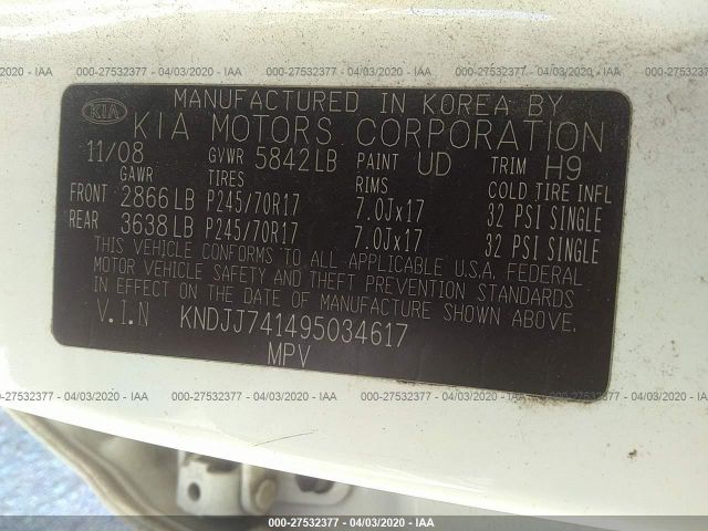 KNDJJ741495034617 - 2009 KIA BORREGO LX/EX White photo 9