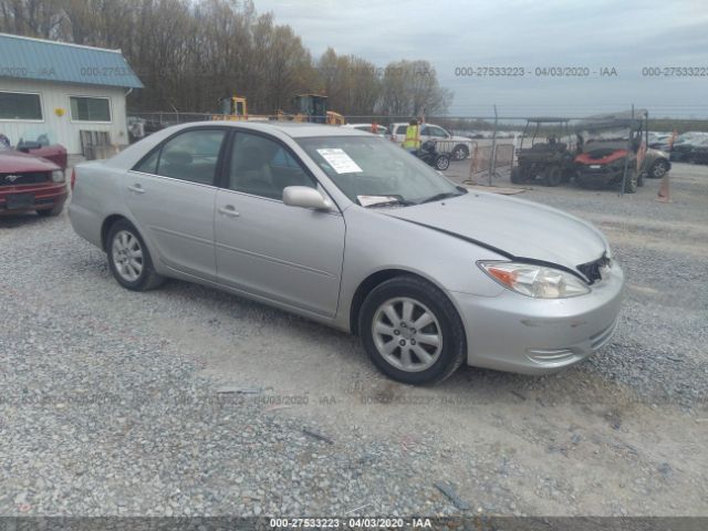 4T1BE30K32U032977 - 2002 TOYOTA CAMRY LE/XLE/SE Silver photo 1