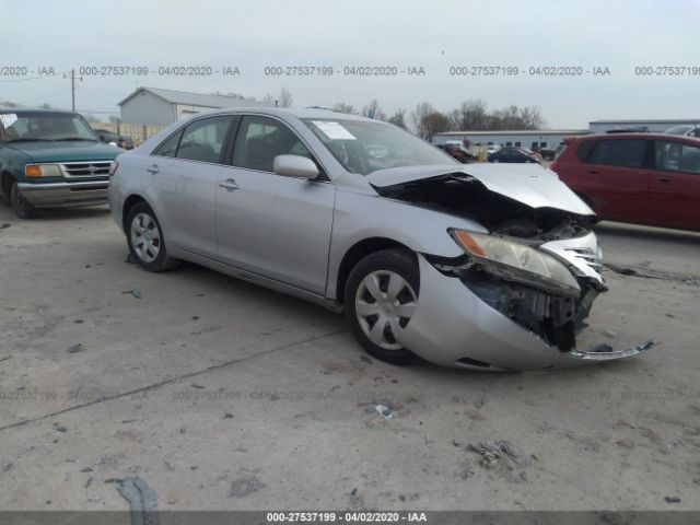 JTNBE46K773051428 - 2007 TOYOTA CAMRY CE/LE/XLE/SE Silver photo 1
