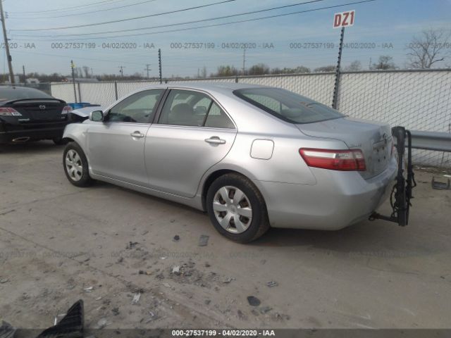 JTNBE46K773051428 - 2007 TOYOTA CAMRY CE/LE/XLE/SE Silver photo 3