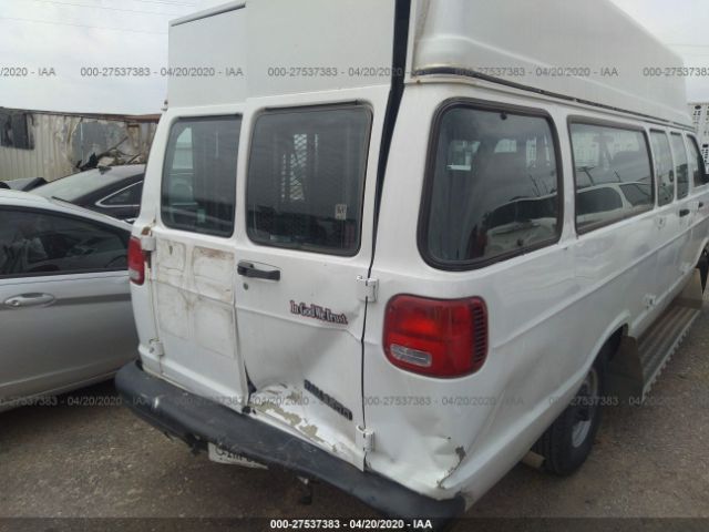 2B7LB31Z52K104572 - 2002 DODGE RAM VAN B3500 White photo 6