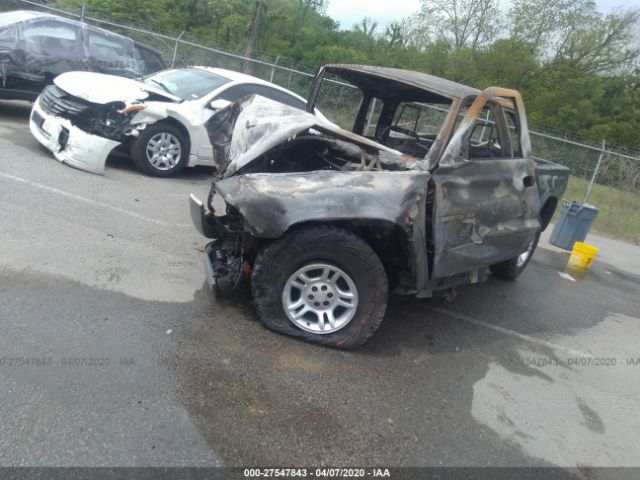 1B7GG42N42S677313 - 2002 DODGE DAKOTA SLT Gray photo 2