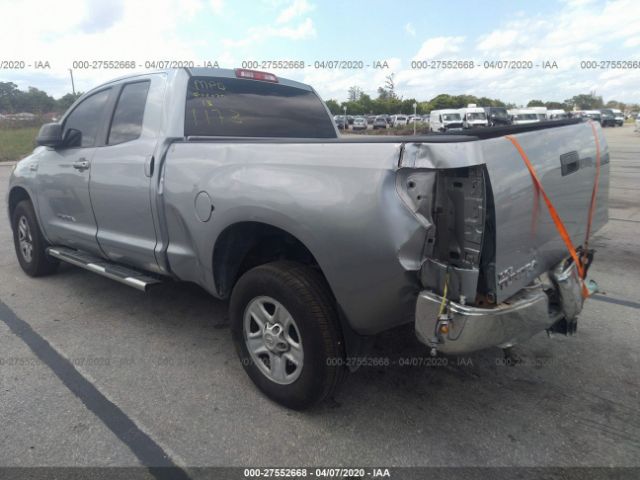 5TFRY5F19BX101173 - 2011 TOYOTA TUNDRA DOUBLE CAB SR5 Gray photo 3