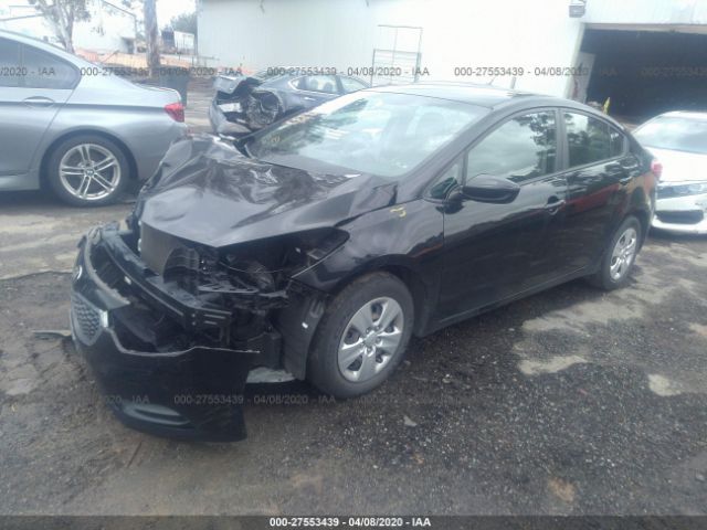 KNAFK4A65F5333933 - 2015 KIA FORTE LX Black photo 2