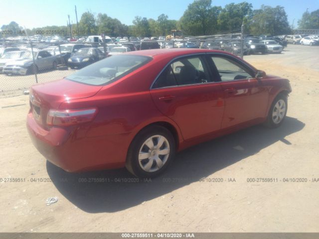 4T4BE46K89R117133 - 2009 TOYOTA CAMRY SE/LE/XLE Red photo 4