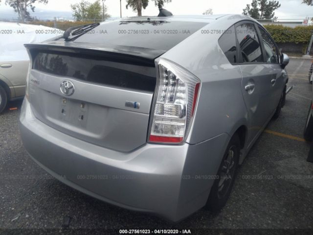 JTDKN3DU8B0263073 - 2011 TOYOTA PRIUS  Silver photo 4