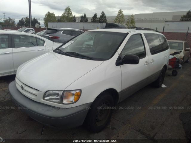 4T3ZF13C8XU096838 - 1999 TOYOTA SIENNA LE/XLE White photo 2