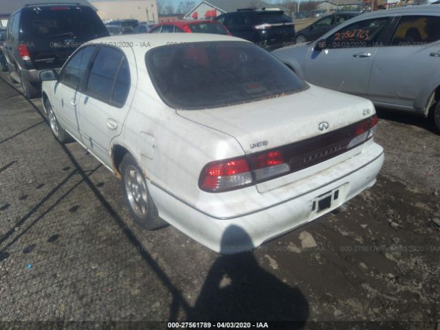 JNKCA21A7XT778090 - 1999 INFINITI I30  White photo 3