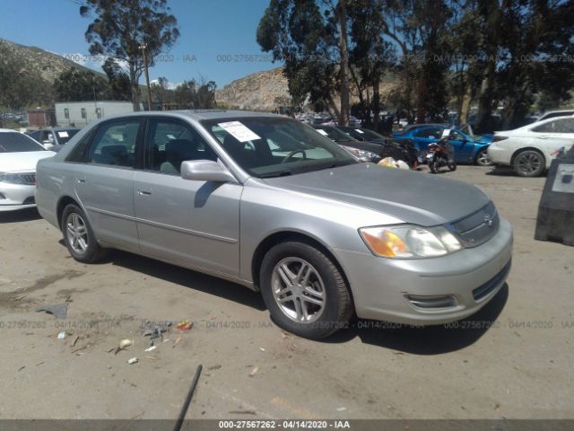 4T1BF28B7YU113145 - 2000 TOYOTA AVALON XL/XLS Silver photo 1