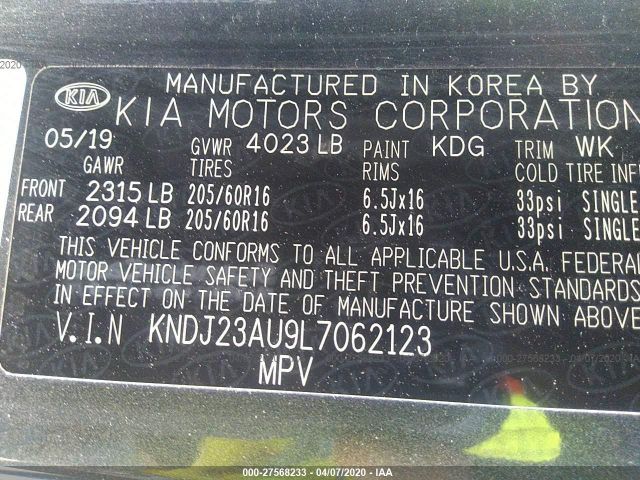 KNDJ23AU9L7062123 - 2020 KIA SOUL LX/X LINE/S Gray photo 9