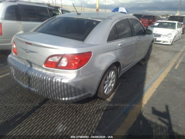 1C3LC46K68N218774 - 2008 CHRYSLER SEBRING LX Silver photo 4