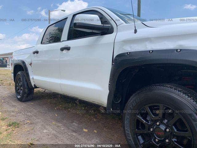 5TFDW5F16GX543481 - 2016 TOYOTA TUNDRA CREWMAX SR5/TRD PRO White photo 6