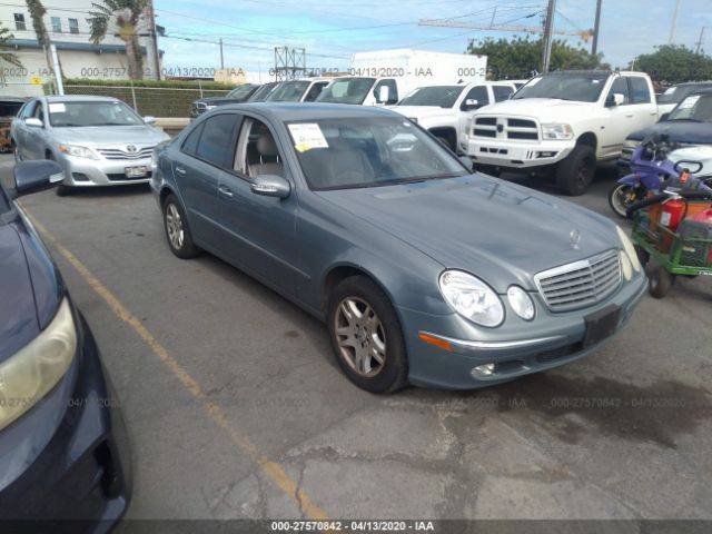 WDBUF65J05A644070 - 2005 MERCEDES-BENZ E 320 Blue photo 1