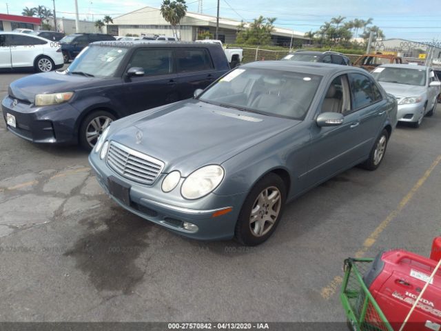 WDBUF65J05A644070 - 2005 MERCEDES-BENZ E 320 Blue photo 2