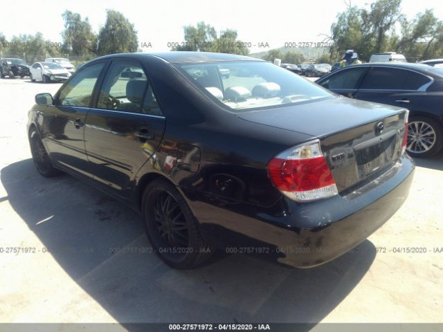 4T1BF32K05U101736 - 2005 TOYOTA CAMRY LE/XLE/SE Black photo 3