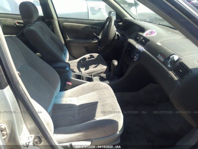 JT2BG22K310570289 - 2001 TOYOTA CAMRY CE/LE/XLE Silver photo 5