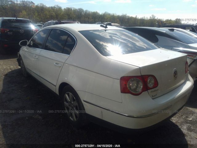 WVWAK73C36P038108 - 2006 VOLKSWAGEN PASSAT 2.0T/2.0T VALUE White photo 3